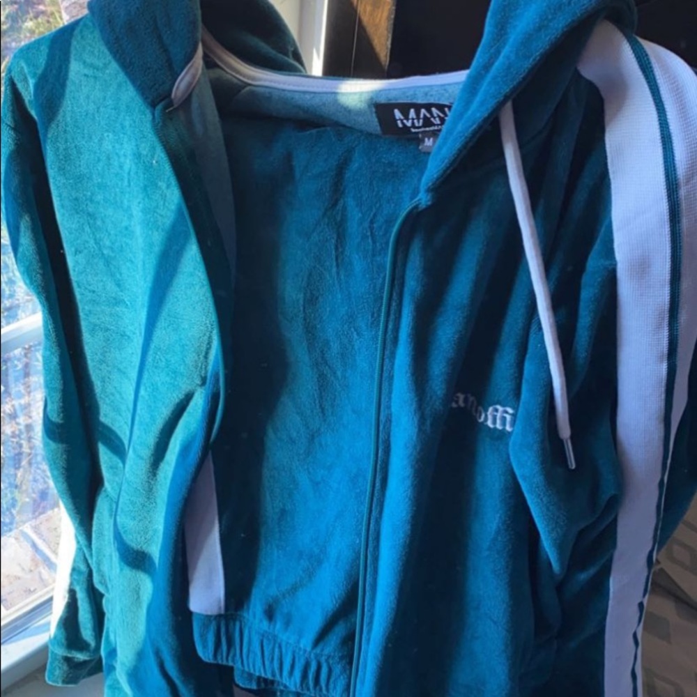 Track suit
